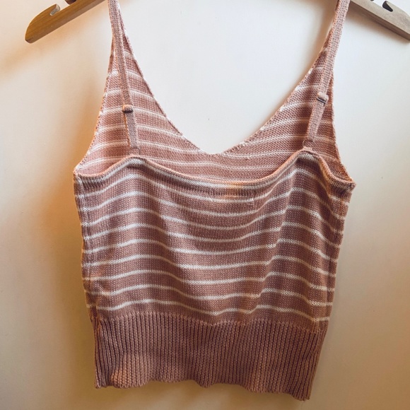 Pink and white stripped tank (cropped) - Picture 2 of 3